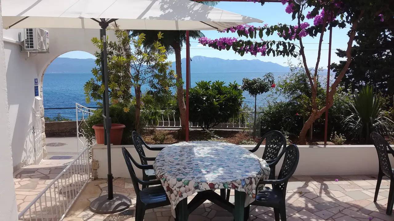 Ganze Ferienwohnung, Ferienwohnung für 4 Personen (54 m²) in Brist in Brist, Makarska Riviera