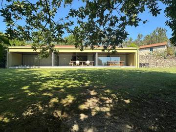 Parc de vacances pour 2 personnes, avec piscine ainsi que jacuzzi et jardin dans Vilarinho (Valdosende)
