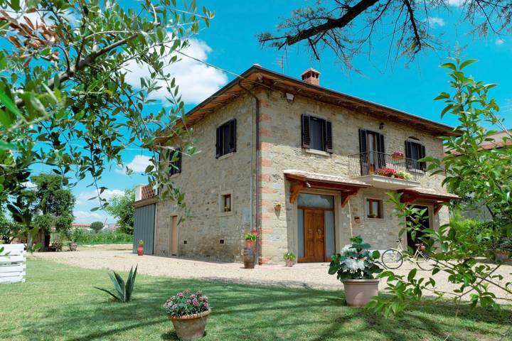 Villa para 6 pessoas, com Varanda e Terraço e ainda Jardim and Piscina na Toscana