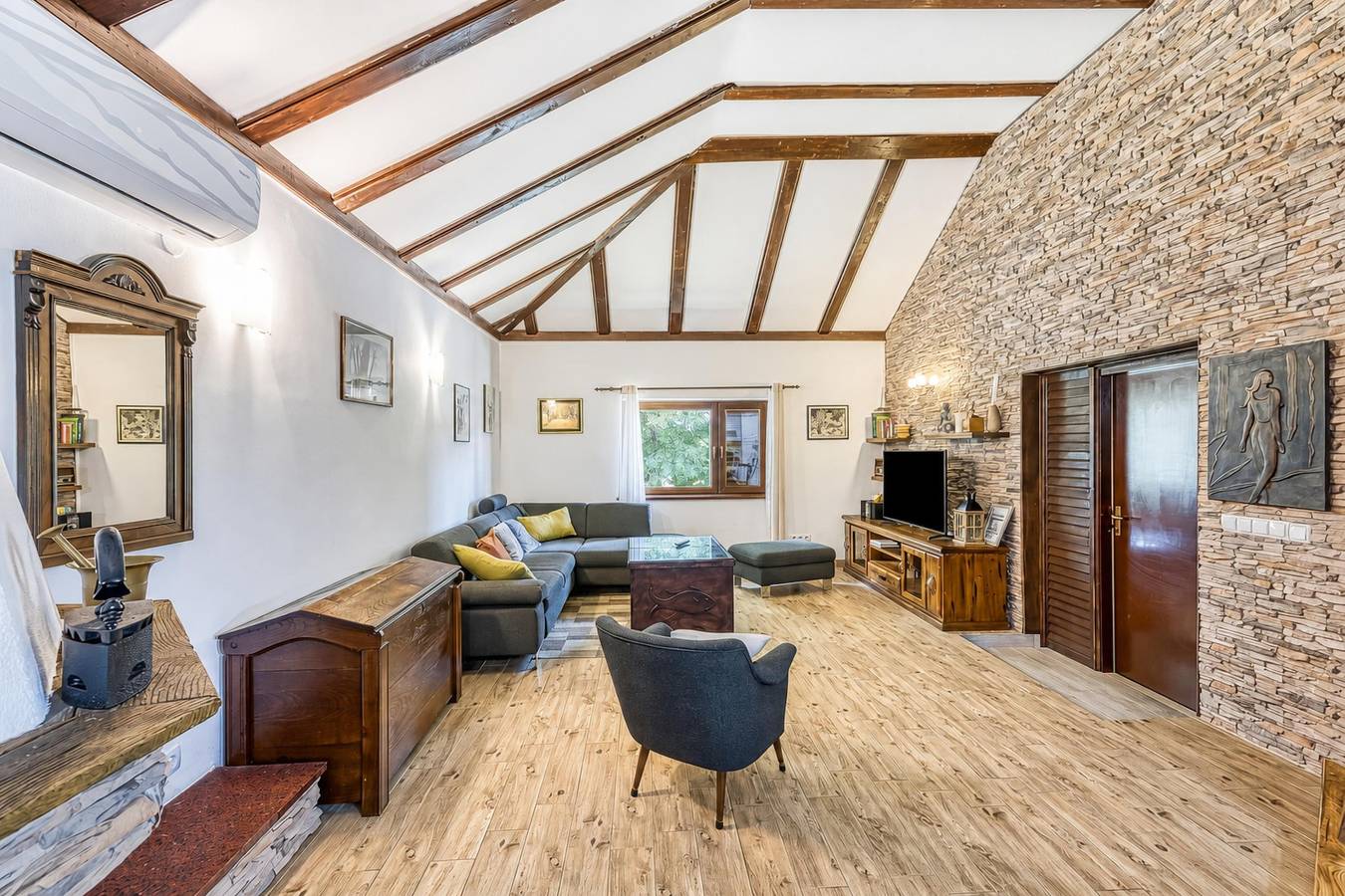 Secluded Pool House Kupa /w Sauna & Jacuzzi in Karlovac, Region karlovacki