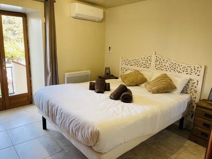 Gîte pour 6 personnes, avec jardin et piscine à Villelongue-dels-Monts - 3