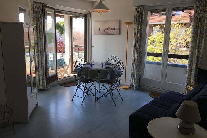 Gîte pour 4 personnes, avec balcon dans Grand Casino de Cabourg