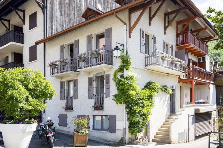 Villa pour 10 personnes, avec terrasse et jardin sur le Lac d'Annecy - 2