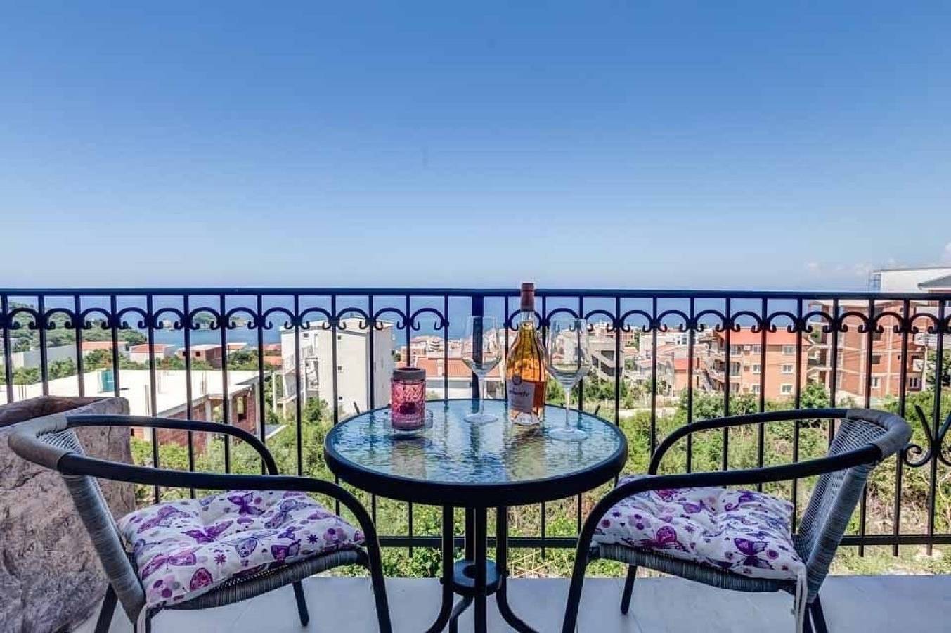 Ganze Wohnung, Studio Apartment with Seaview in Utjeha-Bušat, Montenegro