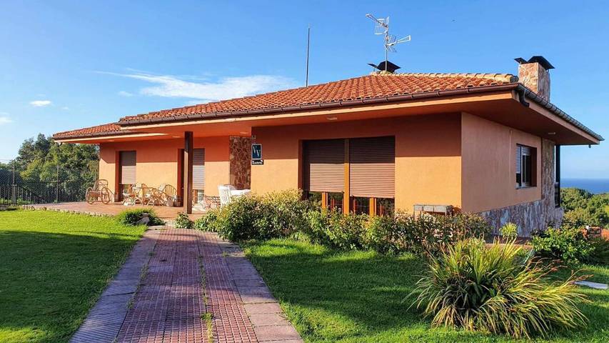 Casa de vacaciones para 7 personas, con vistas y jardín en Costa Oriental Asturiana - 2