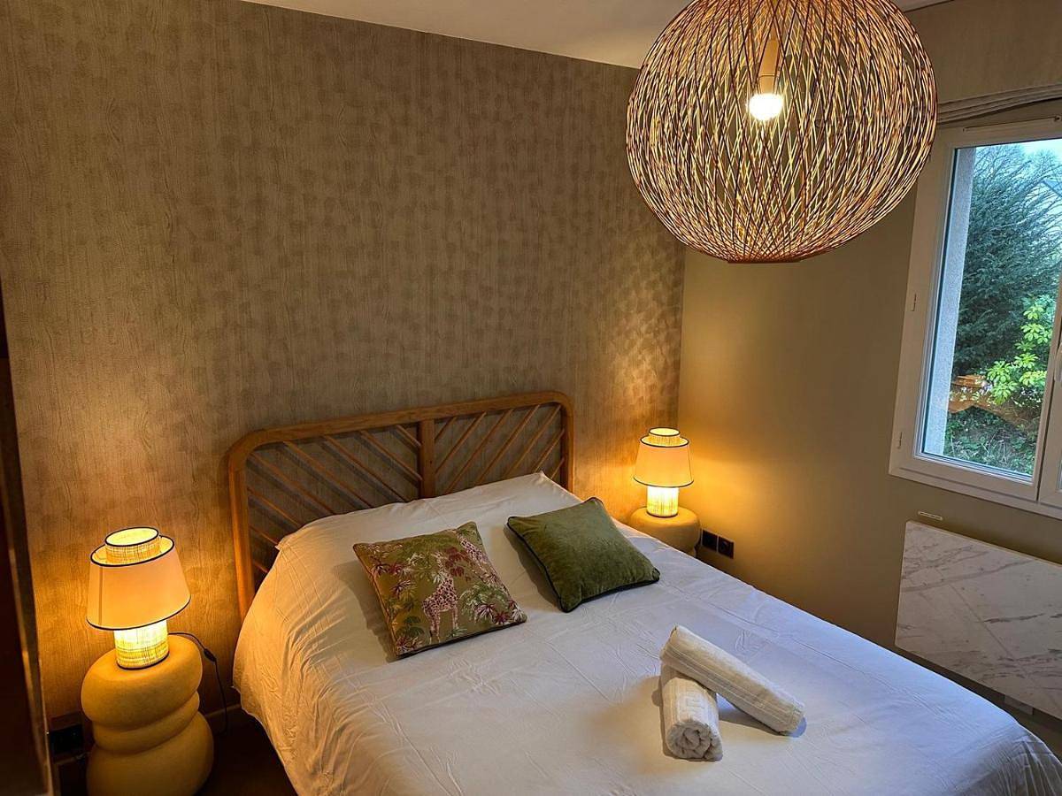 Le Birdee — Golf & Jacuzzi in Saint-Lô, Région de Saint-Lô