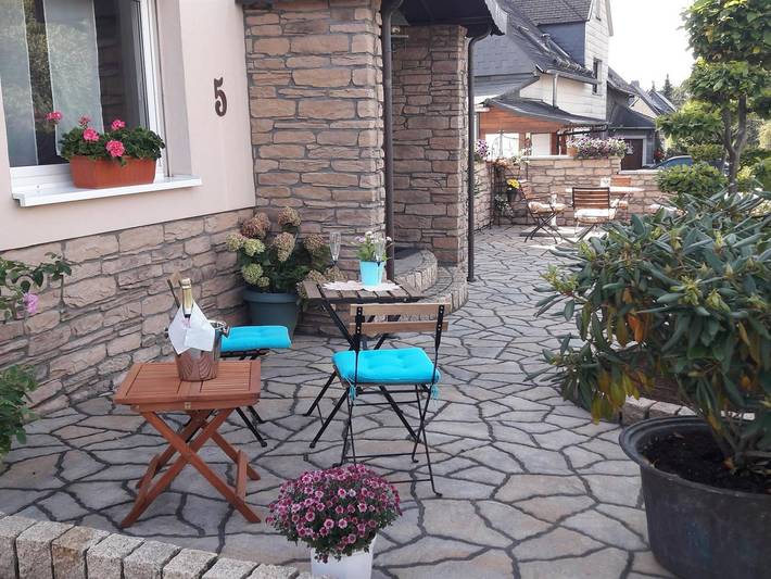 Ferienwohnung für 5 Personen, mit Terrasse in Nisterau
