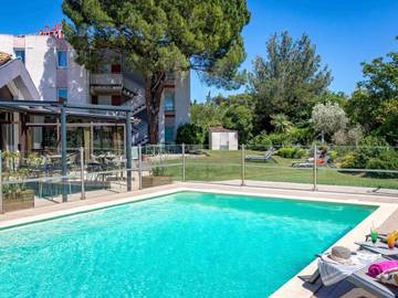 Hôtel pour 2 personnes, avec jardin, animaux acceptés à Salon-de-Provence