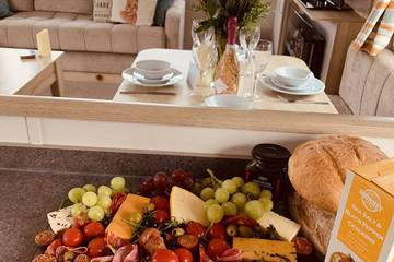Lodge for 8 People in Lincolnshire, Midlands, Photo 1