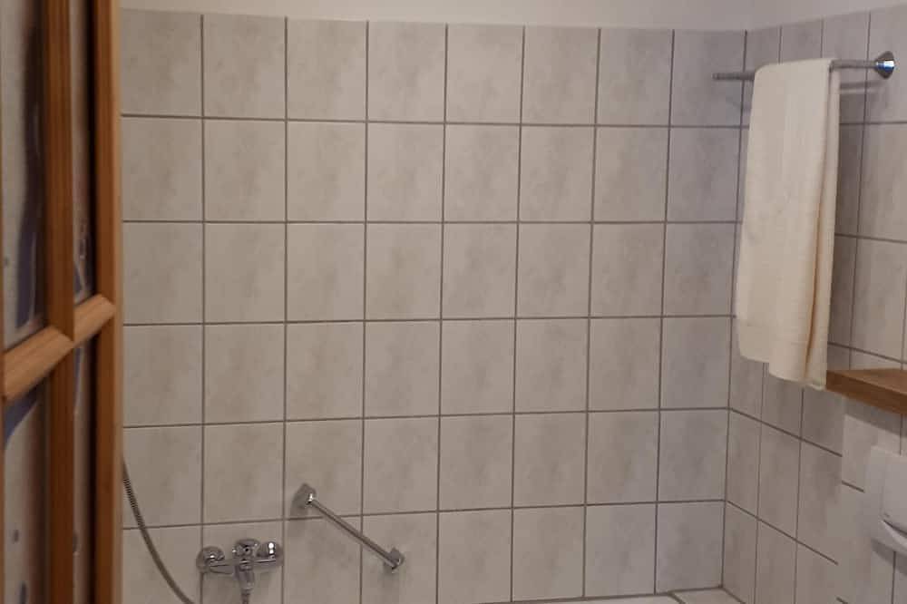 Ganze Wohnung, Ferien in der stilvoll eingerichteten \"Hirschwohnung\" mit Aussicht ins Grüne in Winterstetten, Leutkirch im Allgäu