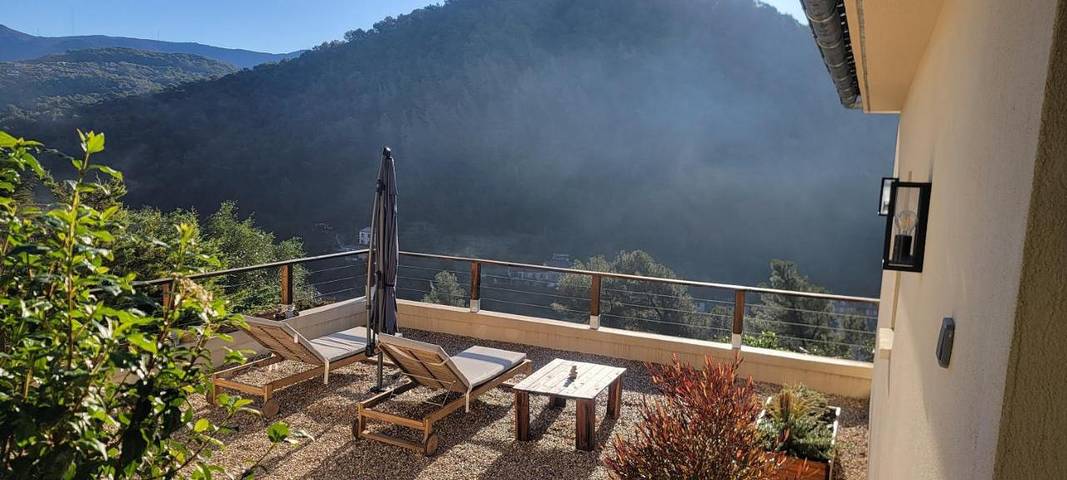 Location de vacances pour 2 personnes, avec jardin ainsi que terrasse et vue, animaux acceptés à Cantaron - 4