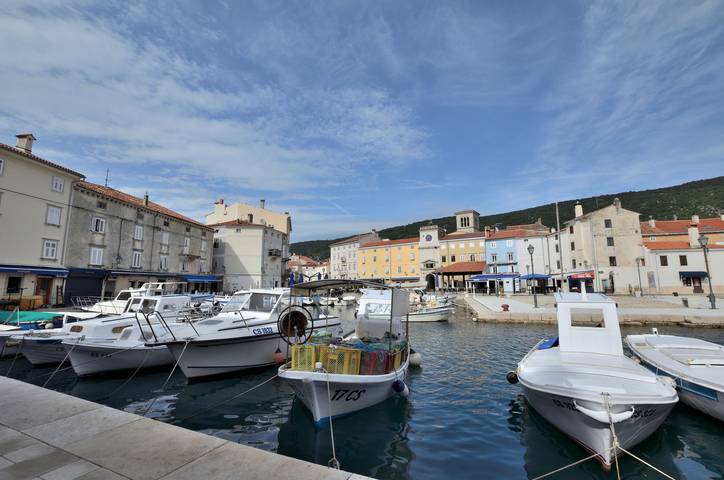 Ganze Wohnung, Apartments Kristina in Cres Stadt, Cres