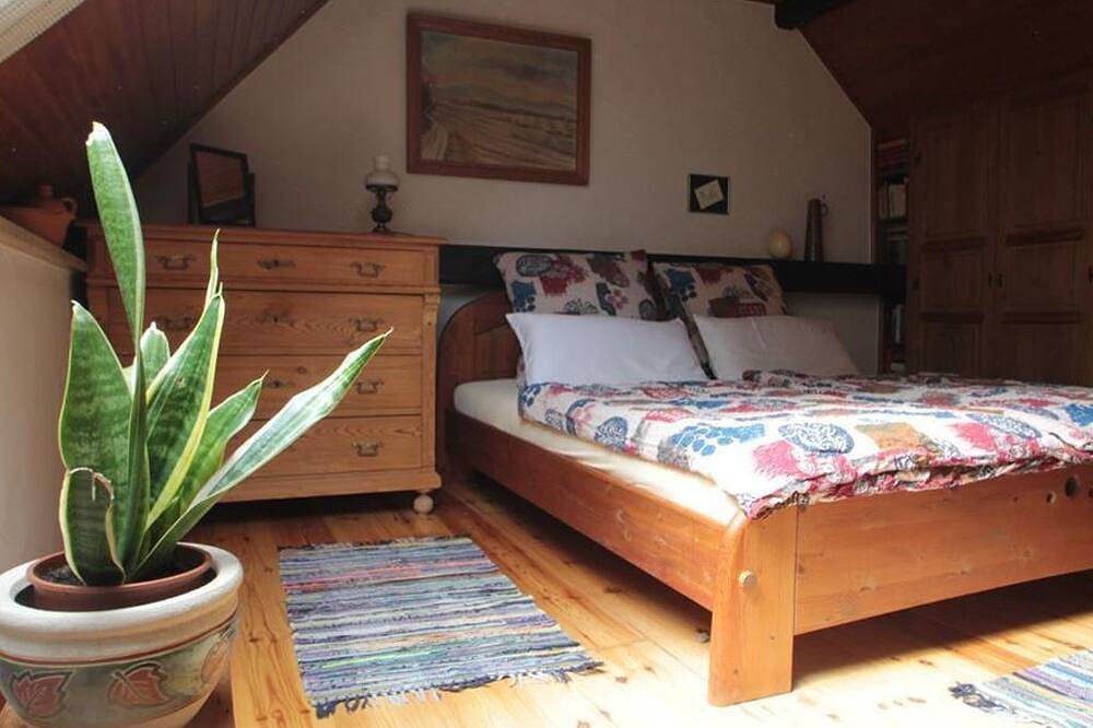 Entire apartment, Cottage Zum Herbertsche (Theisinger) - cottage, shower, toilet, 3 bedrooms in Lemberg (Palatinate), Landkreis Südwestpfalz