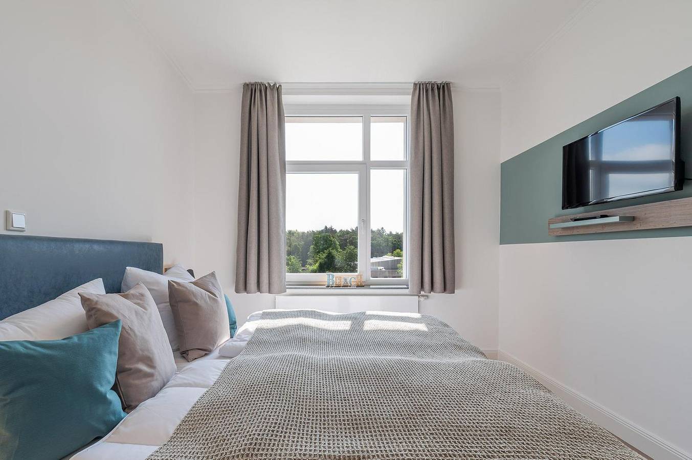 Geheel appartement, Modern Apartment with Balcony and Private Parking in Central Kühlungsborn in Kühlungsborn, Oostzee - Mecklenburg