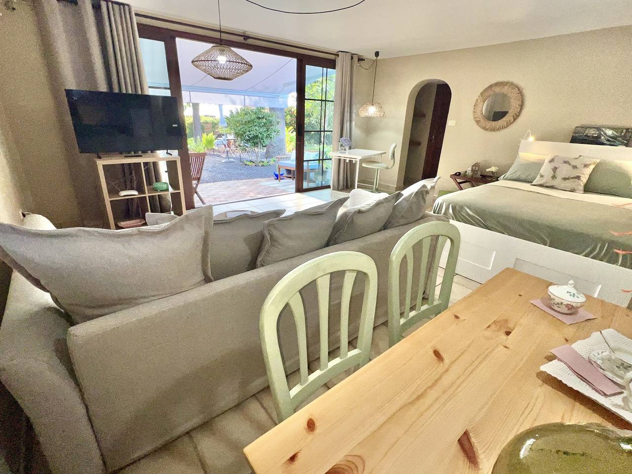 Estudio entero, Apartamento estudio 'Vv Taño' con vistas a la montaña, Wi-Fi y aire acondicionado. in El Paso, La Palma Sur