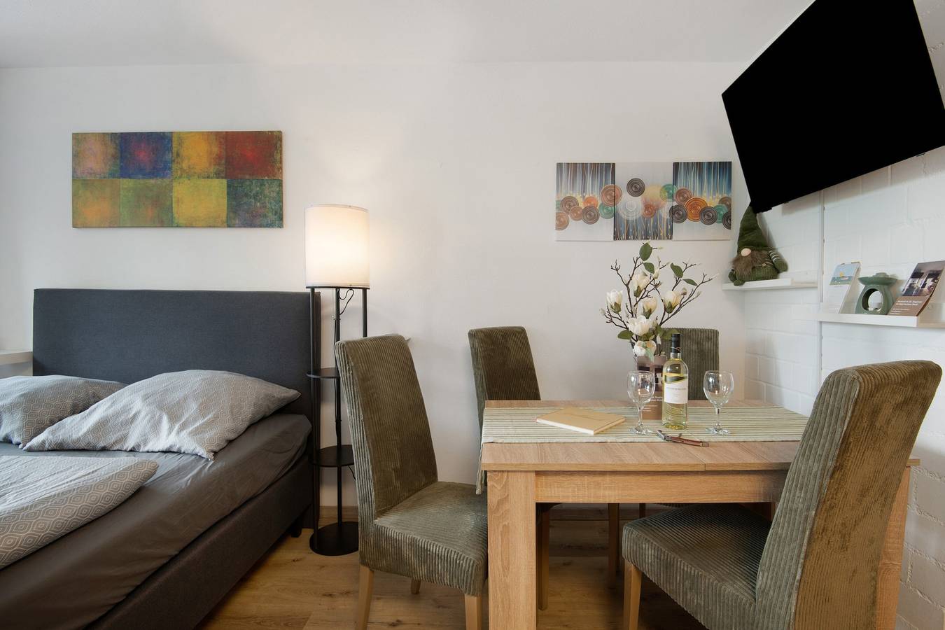 Vakantiewoning 'Hella Wahnsinn' met gedeeld zwembad, balkon en wifi, foto 8