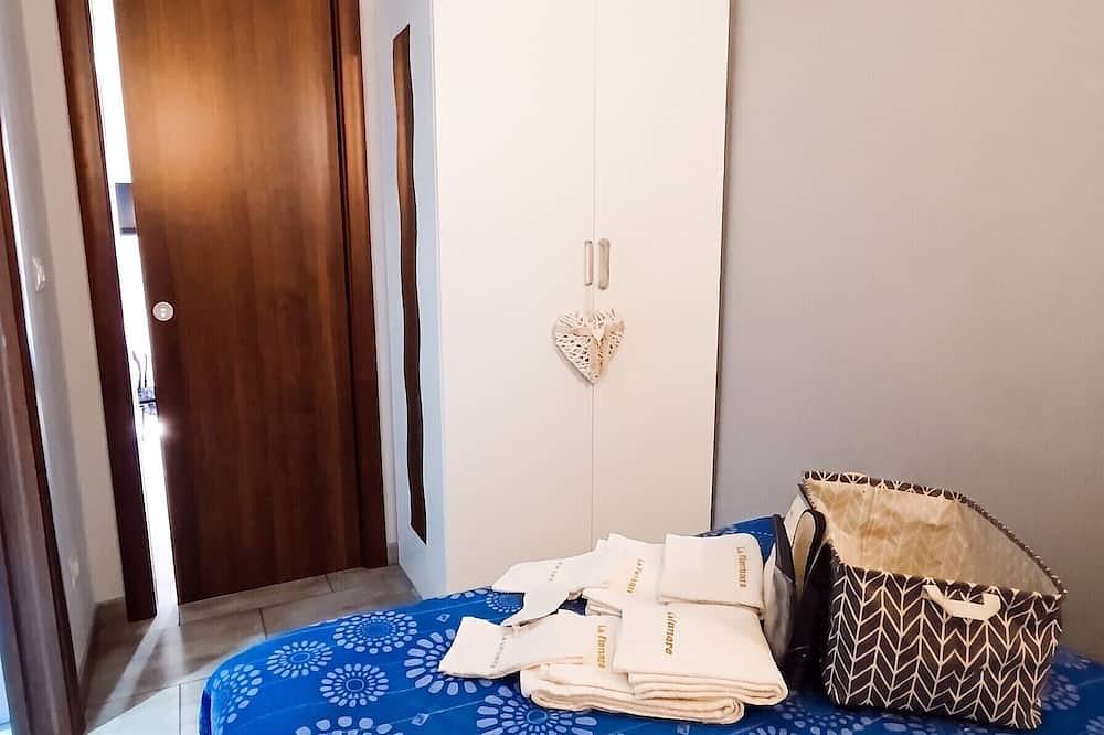 Ganze Wohnung, Homerez - Wohnung mit Meerblick in Aci Trezza in Aci Trezza, Aci Castello