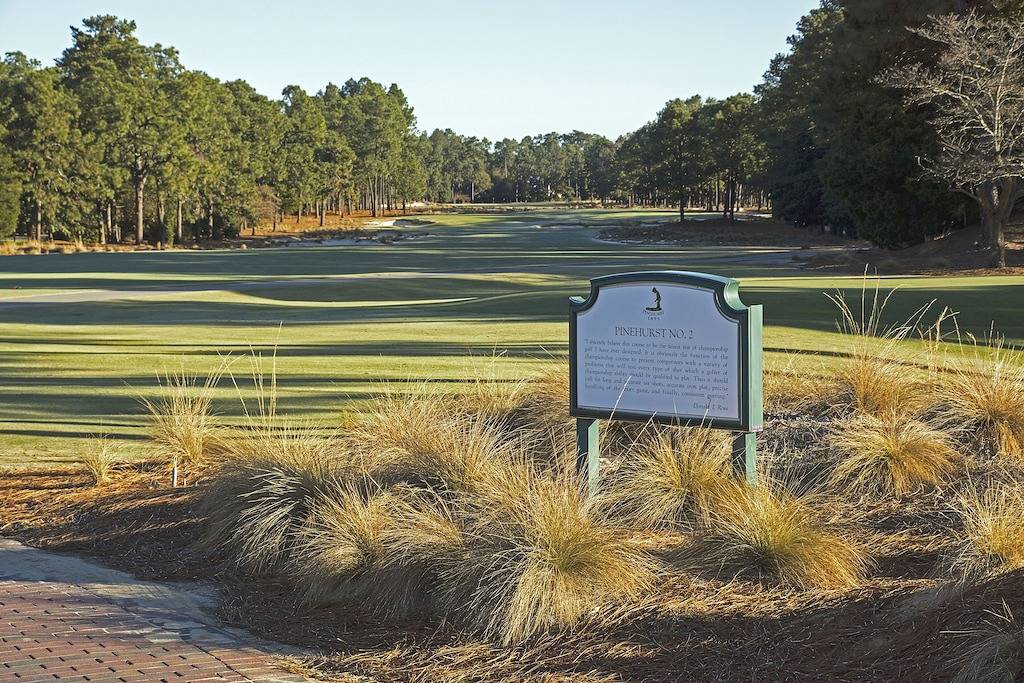 Ganze Wohnung, Makellos, renoviert, Erdgeschoss, 2 Schlafzimmer, 2 Badezimmer, kostenloses Wifi, Kabel, Pool. in Pinehurst, Moore County