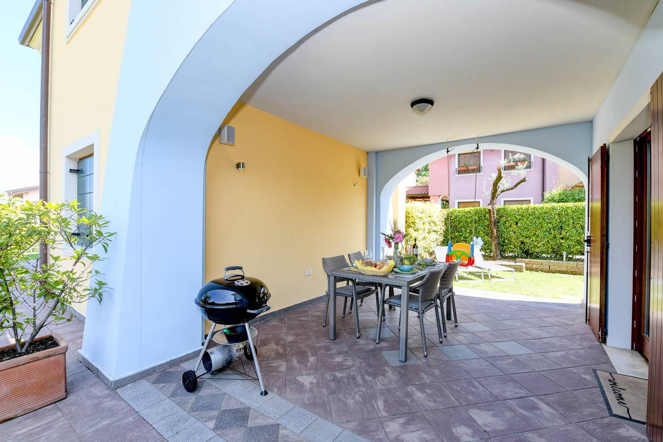 Villa Rosa by Garda Fewo in Manerba del Garda, Montagnes autour du lac de Garde