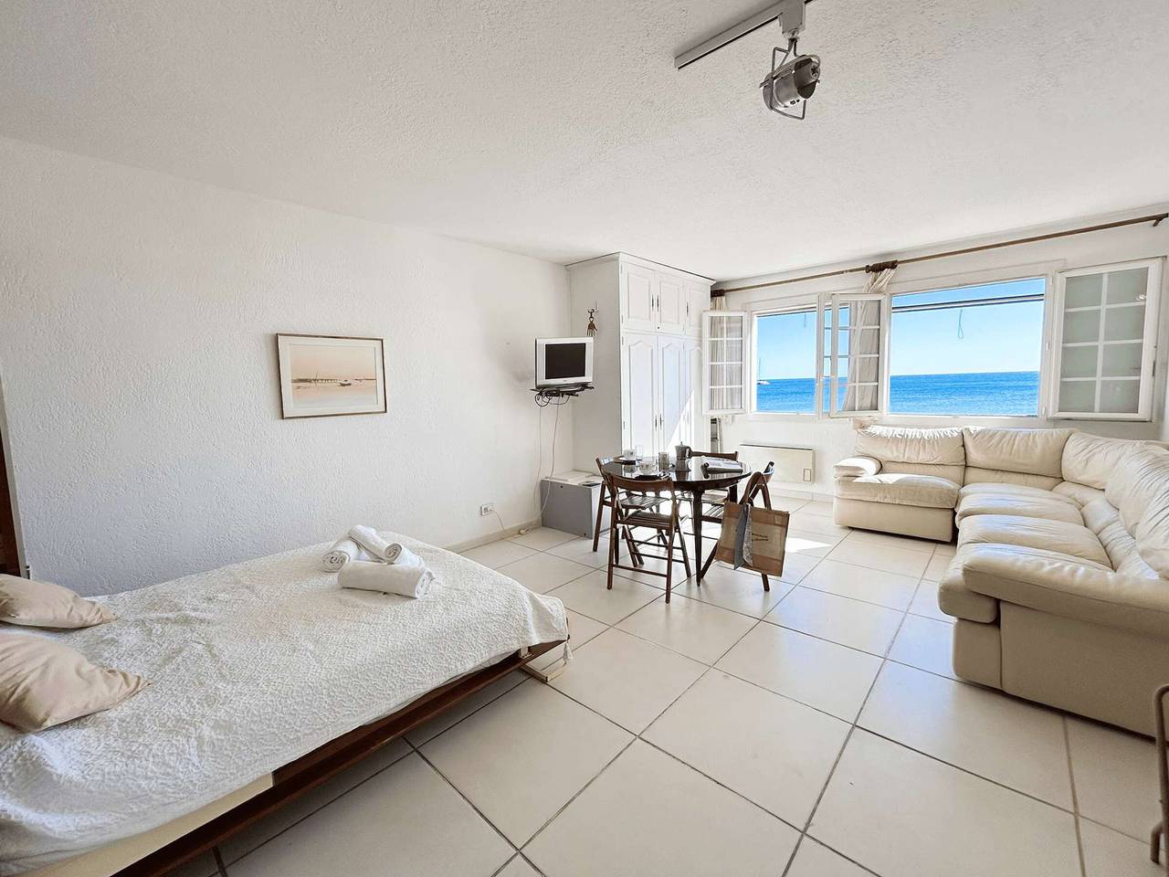 Ganzes Studio, Studio am Meer mit Klimaanlage und Parkplatz in Port Grimaud in Port Grimaud, Grimaud