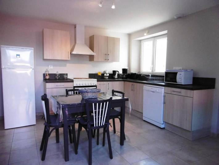 Location de vacances pour 6 personnes, avec jardin et piscine à Montsoué - 4