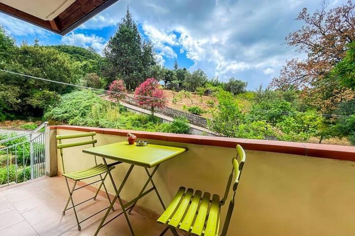 Room with a Separate Entrance in Agropoli, Cilento Coast