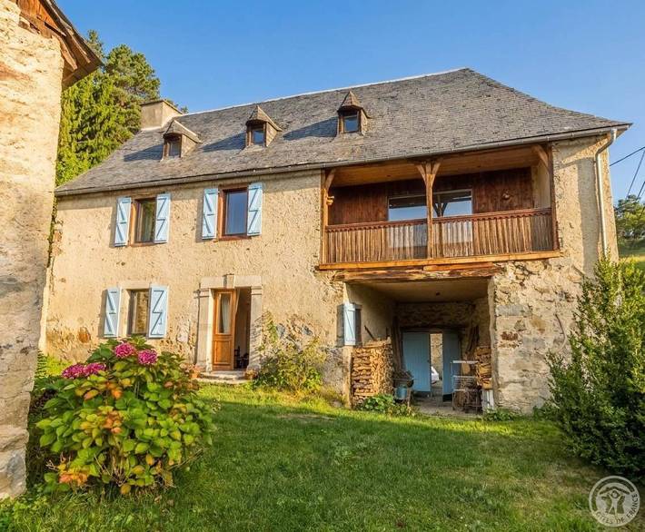Gîte pour 6 personnes, avec jardin à Bordères-Louron