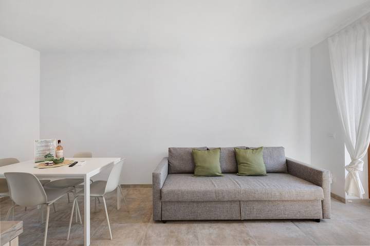 Apartment 'Al Casel - Limonaia' with Lake View, Wi-Fi and Air Conditioning