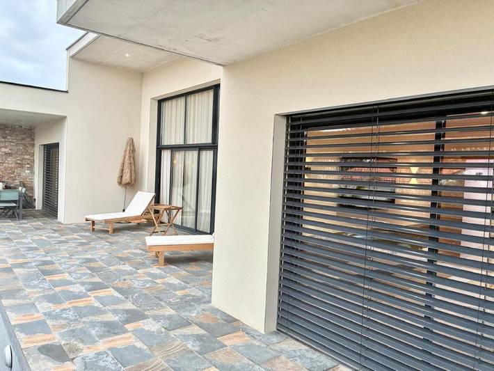 Location de vacances pour 10 personnes, avec piscine ainsi que jacuzzi et terrasse à Lieuran-lès-Béziers - 4
