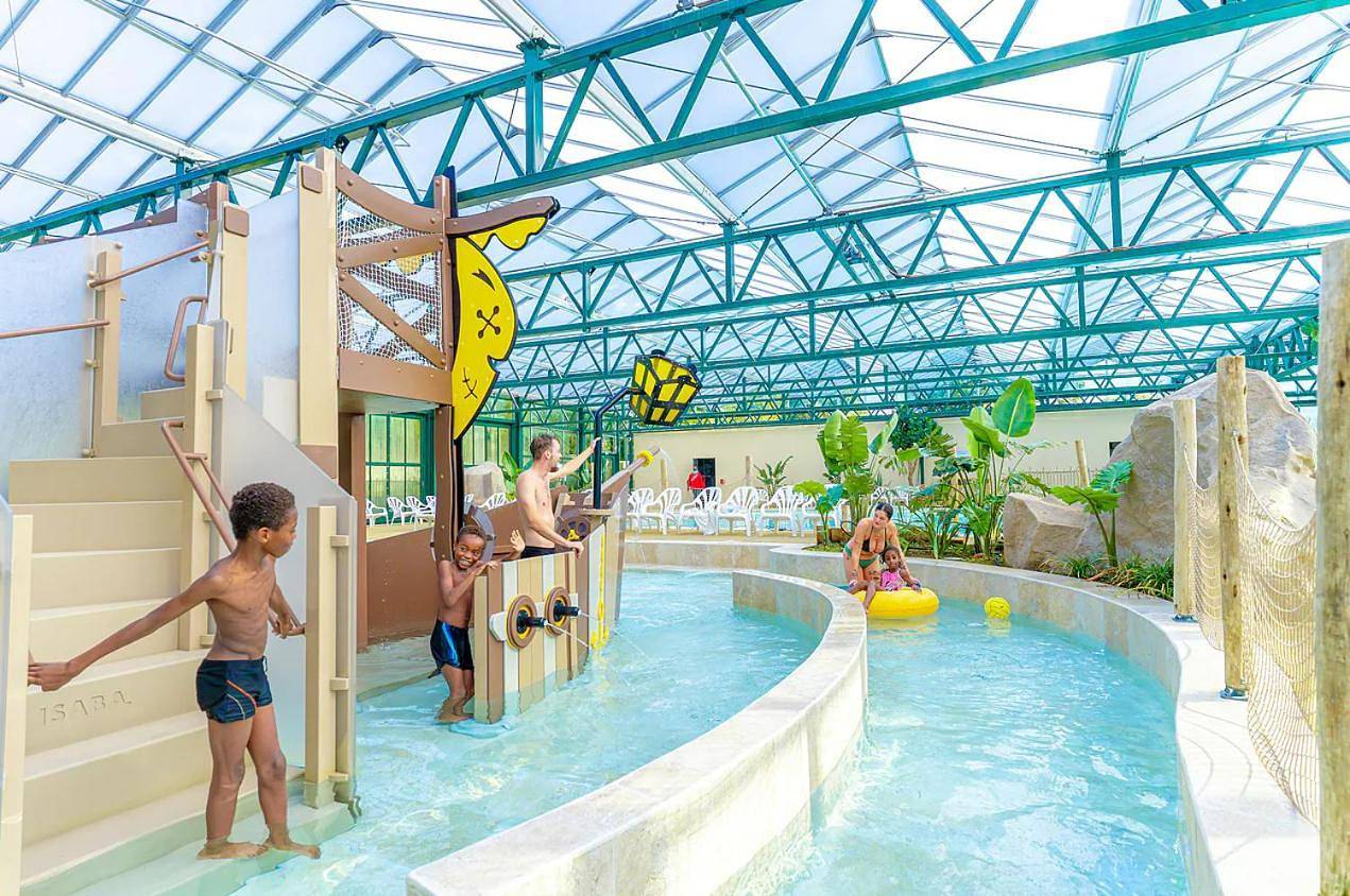 Camping Le Parc de Paris in Villevaudé, Seine-et-Marne
