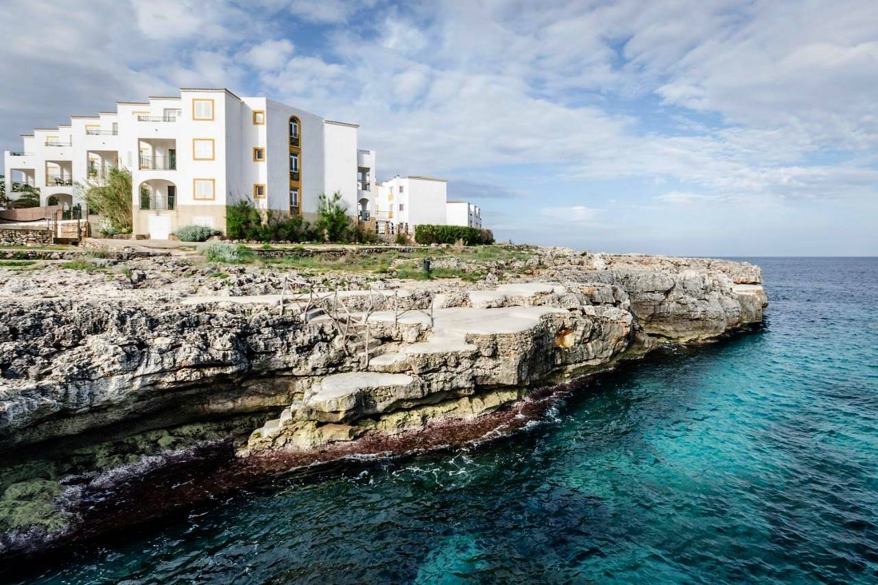 Apartamentos Blancala in Cala Blanca, Ciutadella
