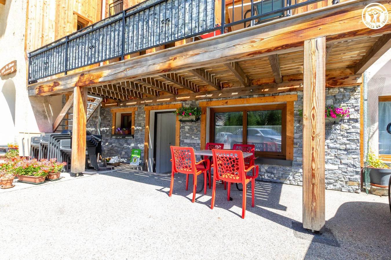 Acogedora casa rural con aparcamiento, TV, Internet - Cerca del remonte y del restaurante in Lanslevillard, Región de Saint-Jean-de-Maurienne