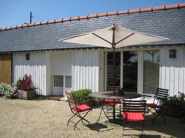 Gîte pour 2 personnes, avec jardin et terrasse à Lézardrieux