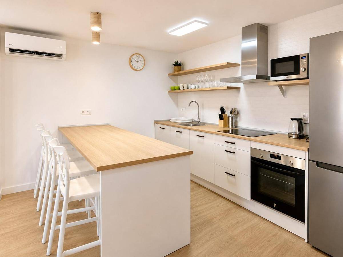 Casa 3 dormitorios 2 baños en Torre del Mar in Torre del Mar, Vélez-Málaga