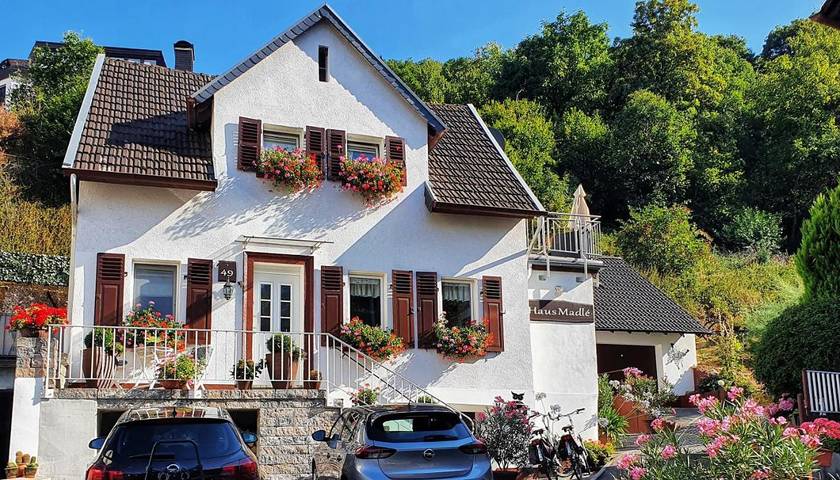 Location de vacances pour 4 personnes, avec vue et jardin à Cochem