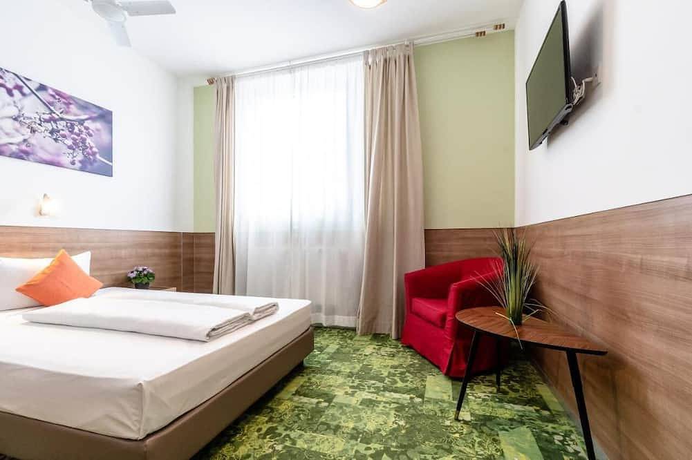 Apartment für 1 Per. mit eigenes Bad, eigene Küche in Altdorf (Bayern), Altdorf (bei Landshut)