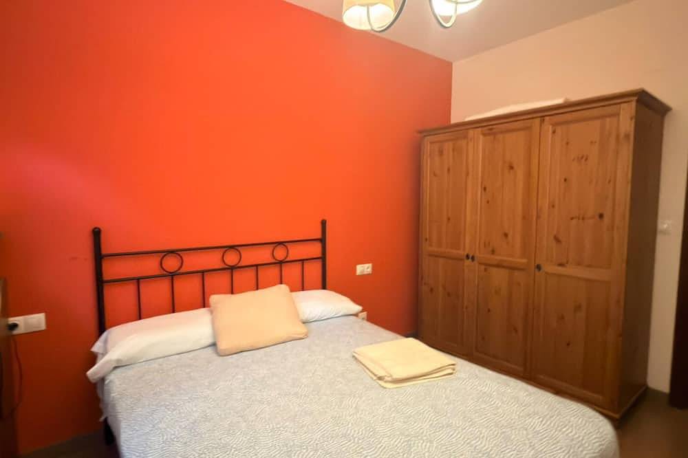 Appartement entier, Canfranc: Appartement 1 Chambre 4 Pers + Parking Inclus in Canfranc, Pyrénées Aragonaises