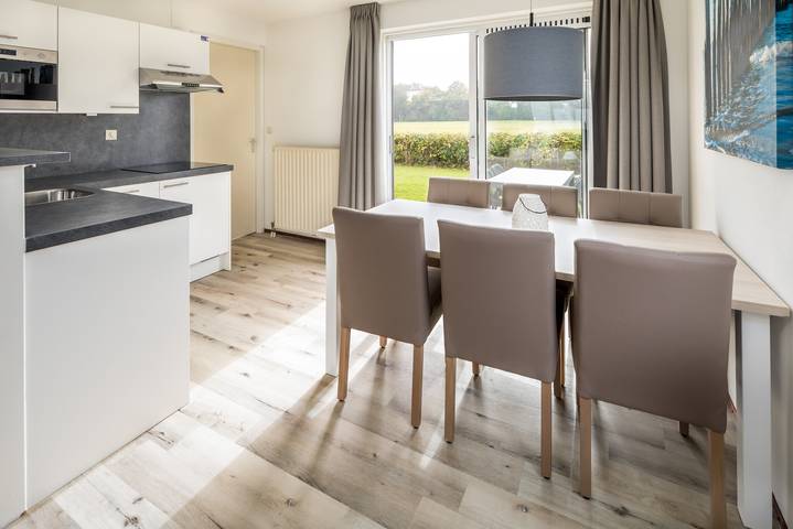 Ferienhaus für 6 Personen, mit Balkon/Terrasse und Terrasse sowie Sauna in Scharendijke - 4