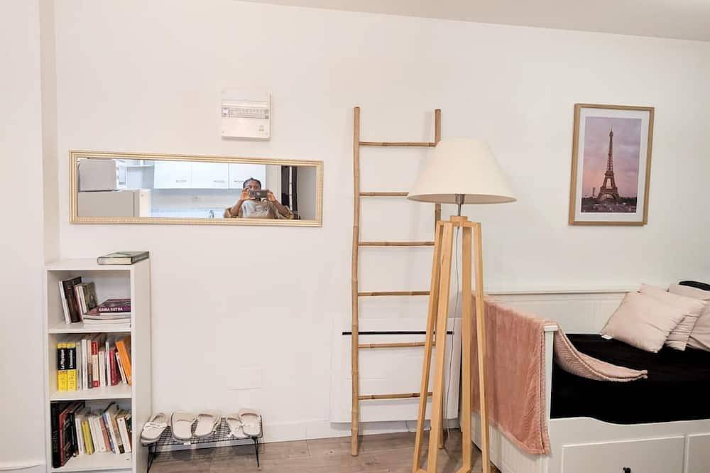 Entire apartment, Escape stay in Houilles, Yvelines