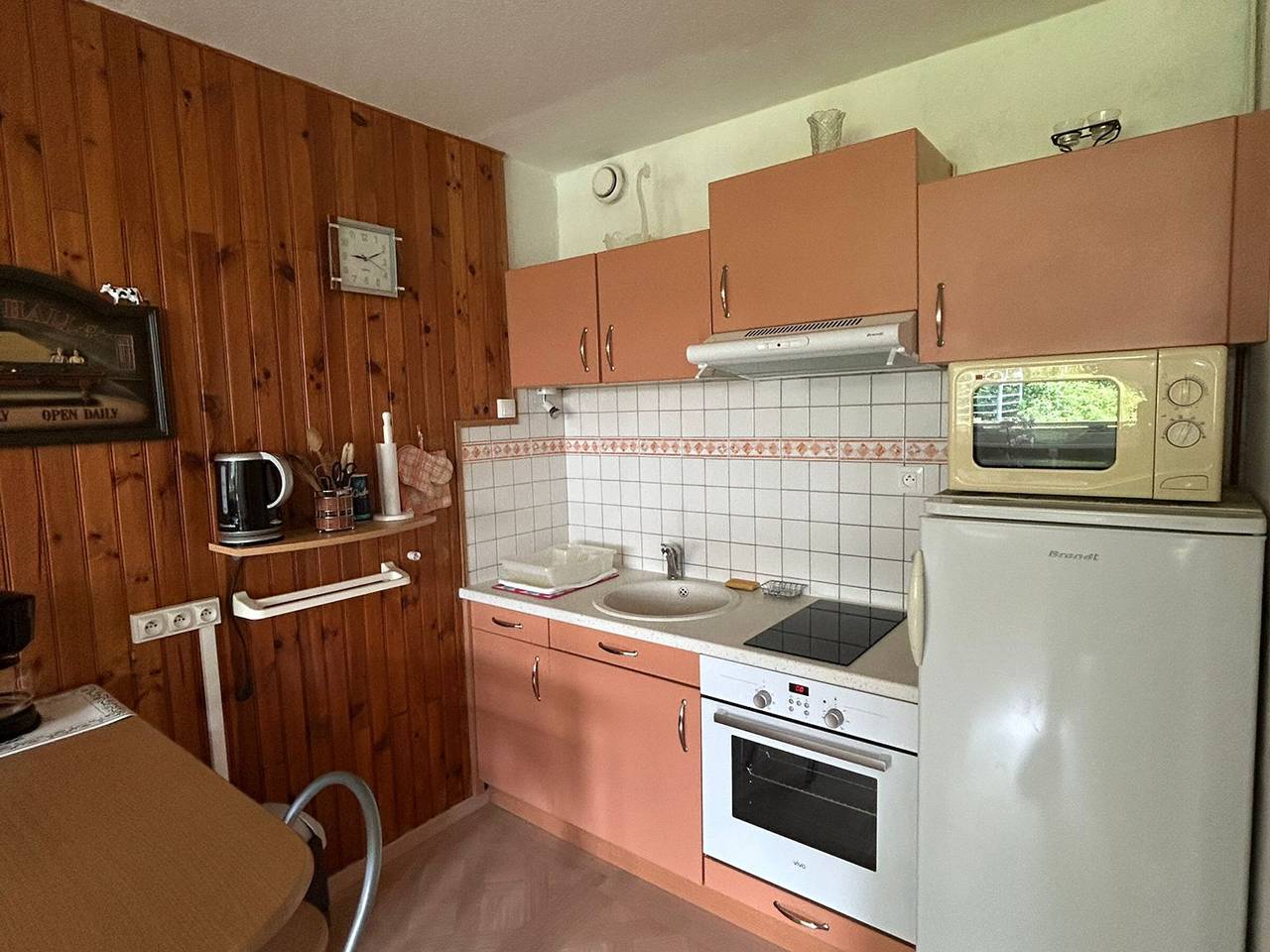 Appartement entier, Appartement cosy 1 chambre, au centre de Super Besse in Super Besse, Besse-et-Saint-Anastaise