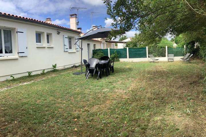 Location de vacances pour 5 personnes, avec jardin dans Plage des Boucholeurs - 2