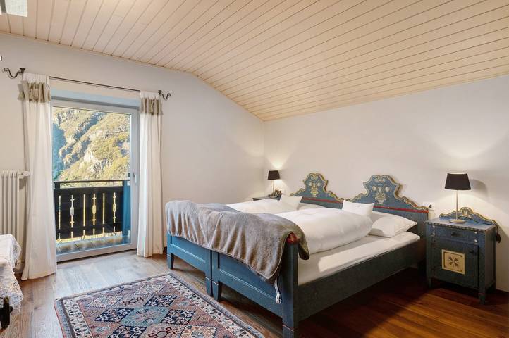 Camera 'Alter Fausthof Lona' con vista sulle montagne, terrazza condivisa e Wi-Fi in Fiè allo Sciliar, Dolomiti Superski