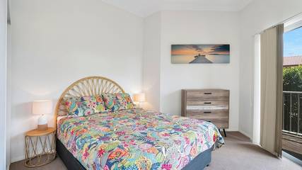 Holiday Home for 10 People in Rainbow Beach, Queensland, Photo 2