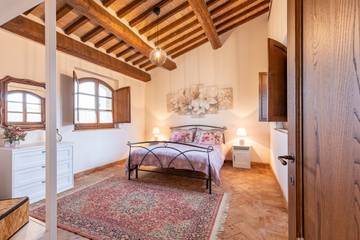 Gîte pour 4 personnes, avec jardin à Montalcino
