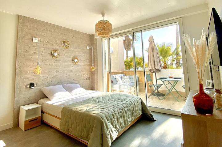 Gîte pour 2 personnes, avec Balcon et Piscine à Canale-di-Verde