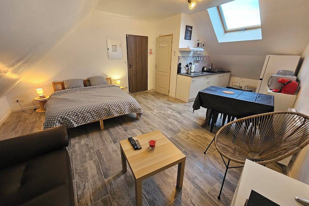 Appartement entier, Studio du Cèdre in Cuvilly, Oise