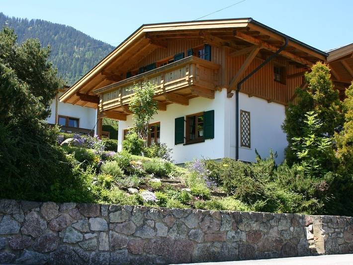 Ferienhaus für 5 Personen, mit Balkon und Terrasse sowie Garten in Sautens