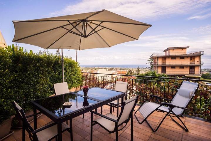 Appartamento per 3 persone, con panorama e giardino, con animali domestici a Mascali