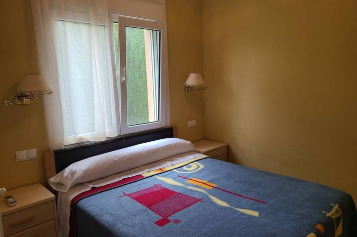 Chalet für 5 Personen, mit Garten in Oliva - 3