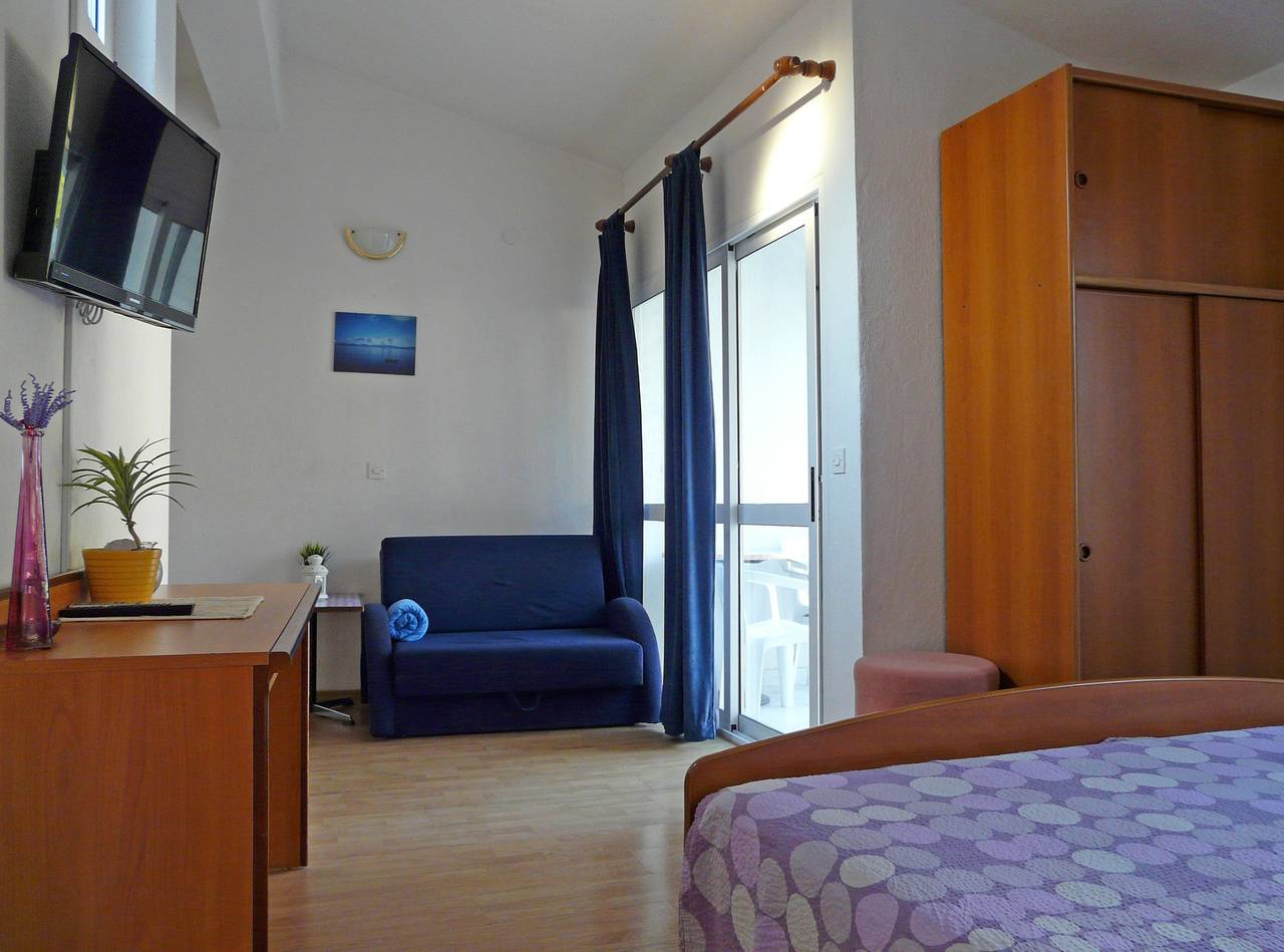 Ganze Wohnung, Apartments by the sea Drvenik Donja vala, Makarska - 6756 in Drvenik, Makarska Riviera
